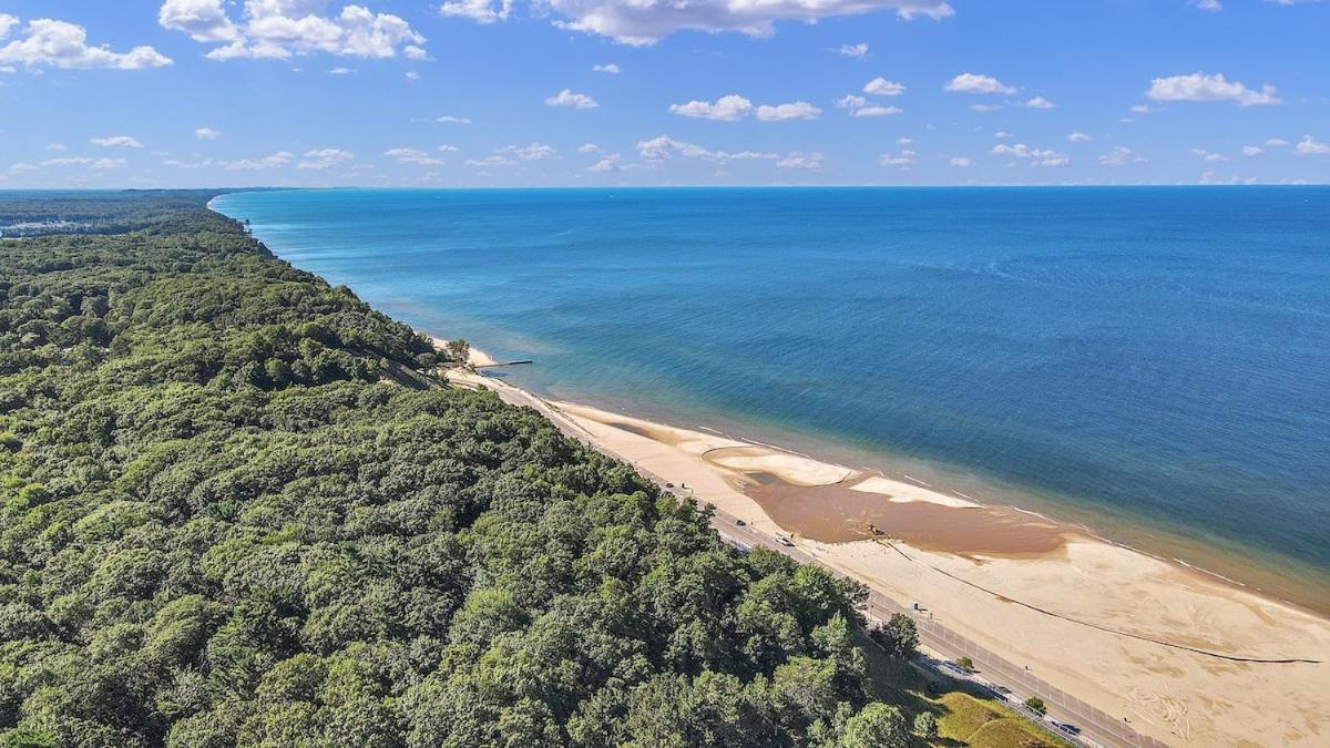 Coastal Comfort Meets Beachside Bliss Muskegon Exterior foto